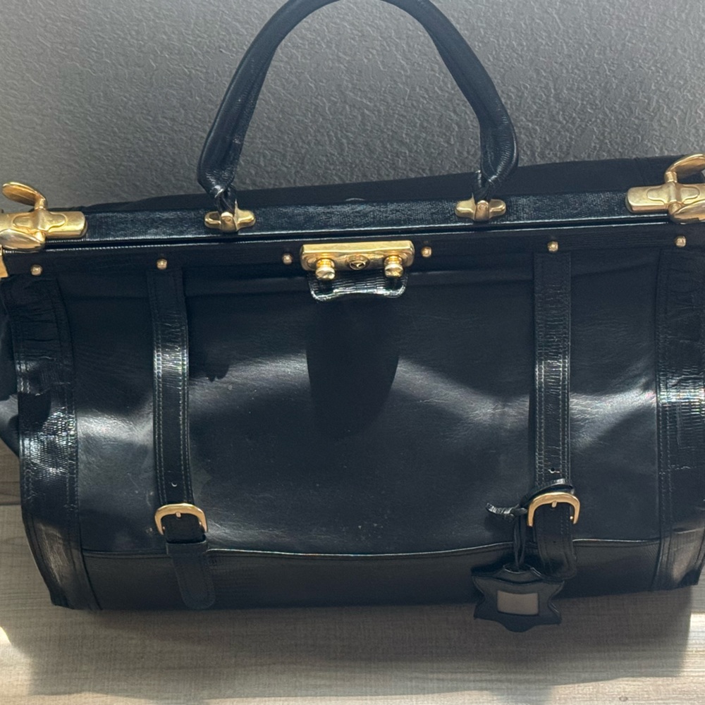Vintage Black Leather and metal satchel doctors bag with working key 17 inches